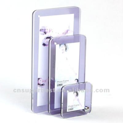 China Fashionable Acrylic Photo Frame / Double Picture Photo Frame Transparent Magnetic Suction for sale