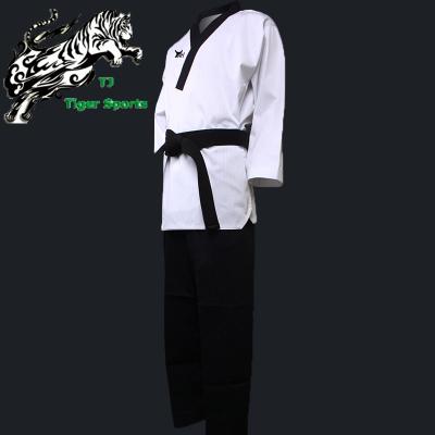 China Durable Polyester Cotton Material Poomsae Martial Arts Taekwondo Uniform for sale