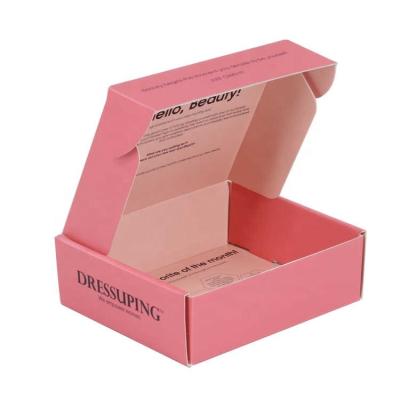 China Recyclable Red Packaging Boxes T Shirt Clothing Corrugated Boxes Hot Sale Paper Boxes for sale