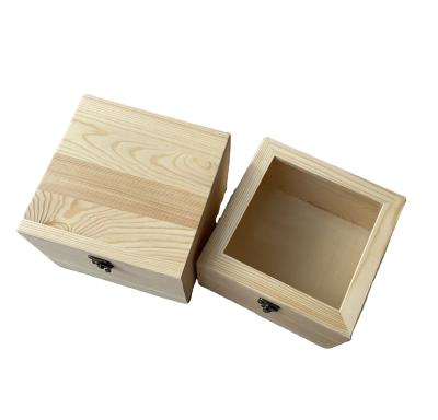 China Nature handmade hot sale pine solid wood gift packing box for sale for sale