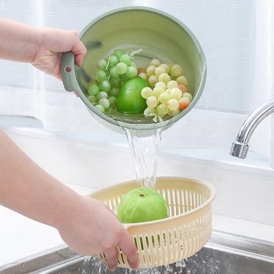 China Double Washable Round Plastic Drain Basket For Fruit Washing Double Layer Fruit Basket Hangable Bowl for sale