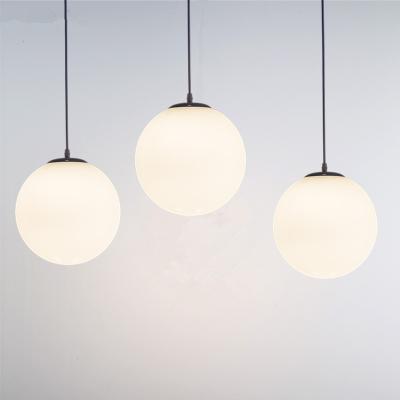 China OEM ODM E27 Modern Vintage White Glass Globe Modern Design Pendant Lamp for sale