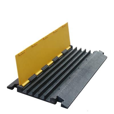 China Channelp 2/3/5 Outdoor Event Protector Cable Protector Wear-resisting Rubber Ramp for sale