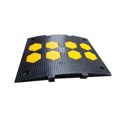 China 500*600*30MM New European Style Speed ​​Bump Road Deceleration Bump Wear-Resistance Yellow Rubber Parking Lot for sale