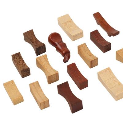 China Sustainable Bamboo chopstick rest wholesale stand chopsticks rest spoons holder creative chopsticks rack for sale