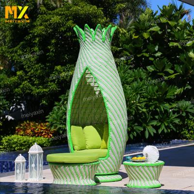 China New Design Weatherproof Modern Patio Garden Pool Outdoor Hotel Rattan Wicker Daybed for sale