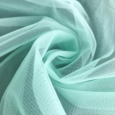 China Factory Direct Selling Viable Polyester Mesh Tulle Fabric Bolt Gold Net Roll Wrapping For Bridal Wedding Party Decoration Veil for sale