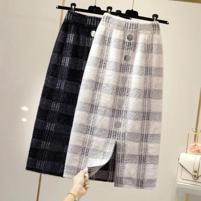 China Xiao Xiang Style White Wool Women's Plus Size Long Black Half Skirt Stage Skirt With Sweater Tweed Plaid A-line Skirt for sale