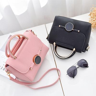 China 2020 Designer Goods PU Ladies Leather Bags New Fashion Women Korean Popular Durable Diagonal Shoulder Sling Small Portable Square Tote Bag for sale