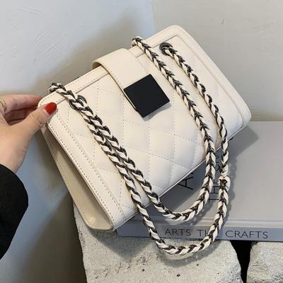 China Fashionable Women Diamond Chain Shoulder Messenger Bag PU Ladies Single Shoulder Bucket Bags Durable Simple Handbags for sale