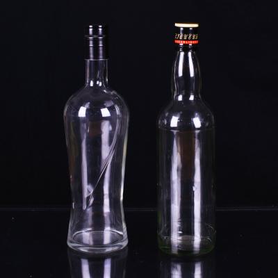 China Beverage Customized Glass Bottle Production Wine Glass Bottle Luxury Clear Bottle for sale