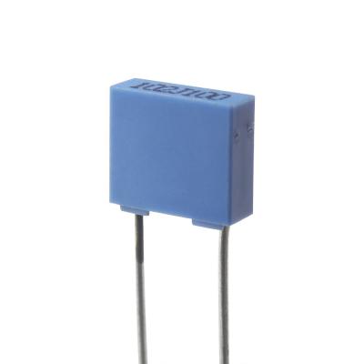 China Passo metalizado 5mm do capacitor MKT 1nF 100V 5% do filme de poliéster à venda