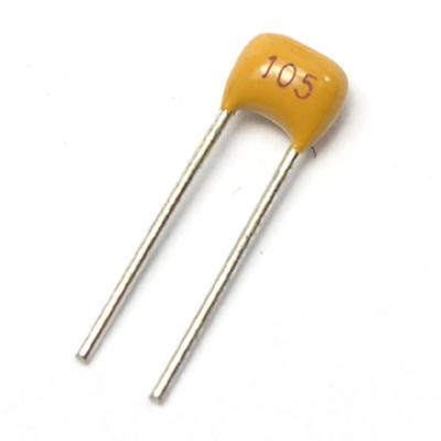 China 105 1uF passo cerâmico monolítico Multilayer 5.08mm do capacitor 50V +/--20% à venda