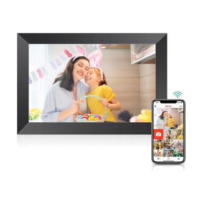 China Wifi IPS Touch Screen Digital Picture Frame 8 Inch WiFi Digital Photo View With 16GB Storage Wall Mountable Share Photos Via Frameo for sale