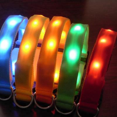 China Rechargeable Glowing Dog Cat Harness Safety Leash LED Promotional Gifts for sale