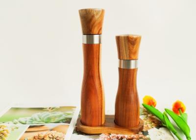 중국 2 Piece Grinder Sets Neutral Salt And Pepper Wooden Grinder Set 판매용