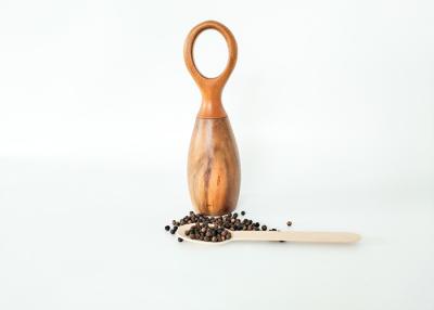 China Highly Durable Wooden Salt and Pepper Grinders with Ceramic Core for sale