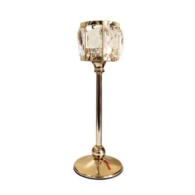 China Candlestick Home Decoration Crystal Romantic Villa European Style Dining Table Ornaments Wedding Candle Holder Decorations for sale