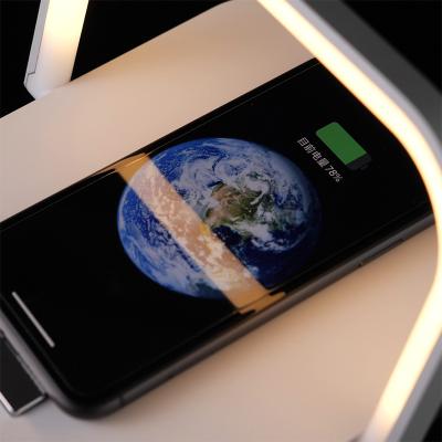 China Modern In Running Table Led Bedside Qi Charger Multifunctional Desktop Charging Night Lamp With Wireless Charging for sale