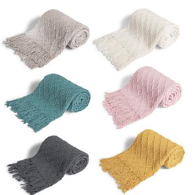 China Super Soft Anti-pilling Textured Blanket Lightweight Knitted Solid Decorative Throw Blanket For Bed And Sofa for sale