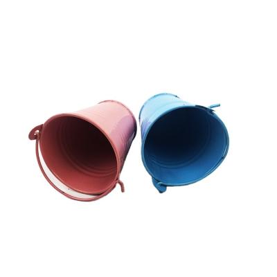 中国 Sustainable Small Size Single Color Metal Tin Buckets For Home Use 販売のため