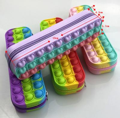 China Waterproof Document Stationery Storage Instrument Children Clips Snap Busy Person Push Bubble Girl Wallet Silicone Coin Purse Clips Pencil Bags for sale