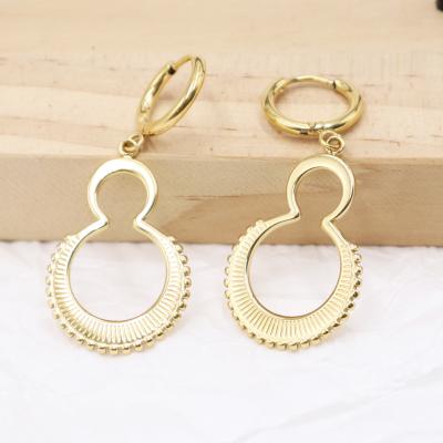 China Wholesale FASHIONABLE Women's Jewelry Stainless Steel Stud Earrings 18K Gold Geometric Circle Earrings for sale