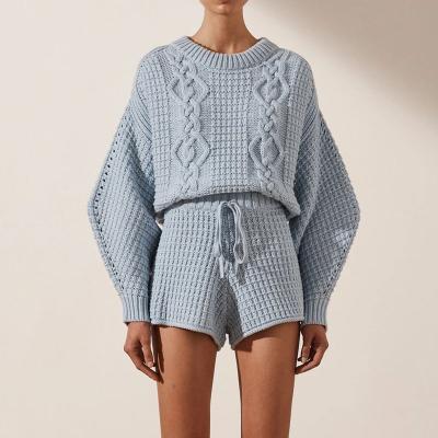 China Anti-Wrinkle Factory OEM Chunky Knit Sweaters Puff Sleeves Cable Knit Sweater Shorts Two Piece Set for sale