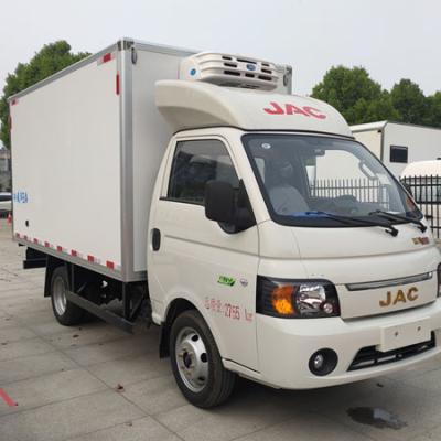 China JAC 4x2 light mobile refrigeration van truck ice cream freezer cargo truck on hot sale HFC5030XLCPV4E5B4S en venta