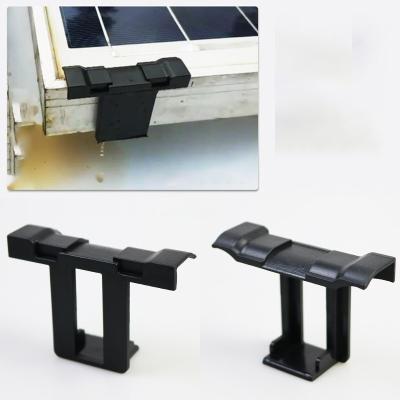 China PV Solar Panel Installation Auto Remove Stagnant Water Buildup Near Panel Edges Solar Panels Water Drain Away Clip for sale