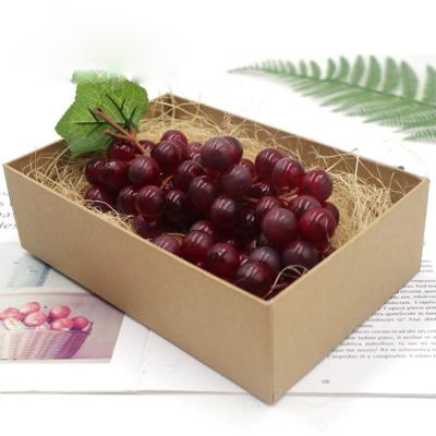 China Recyclable Stock Kraft Paper Fold Raffia Fruit Gift Box Natural Canvas Decoration Shredded Paper Filling Materials, Fruit Basket Shred Base Fill for sale