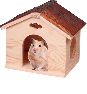 China Breathable outdoor bird house squirrel house and other wooden pet house customization for sale