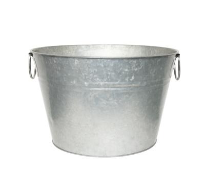 China Sustainable Farm Galvanized Ice Metal Beverage Tub Beer Bottle Bucket for sale