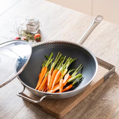 China New Arrival Sustainable 304 Stainless Steel Honeycomb Full Pan 30cm Non Stick Wok Pan With Help Handle And Glass Cover for sale