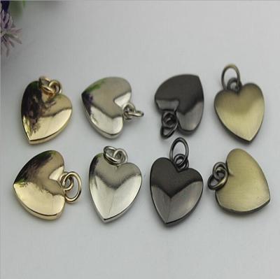 China 20mm Small love heart shape nickel color metal handbag hanging ornament for sale