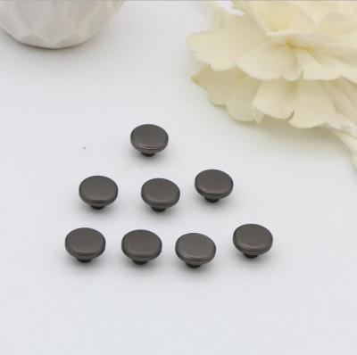 China Hot sale garment accessories matte gunmetal color 10.1 mm flat round shape metal rivets for bags for sale