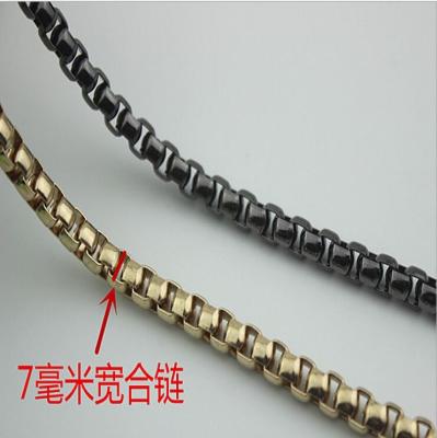 China Delicate novelty design 7 mm gunmetal and gold color metal chain for bag for sale