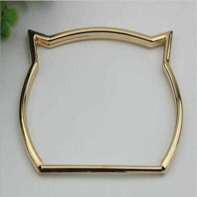 China Guangzhou factory cat shape zinc alloy light gold bag frame handle for sale