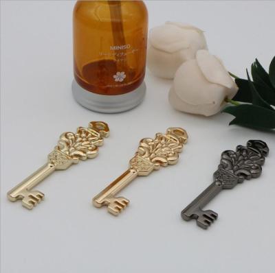 China Retro customized light gold & gunmetal color bag hardware accessories decorative metal key for leather for sale