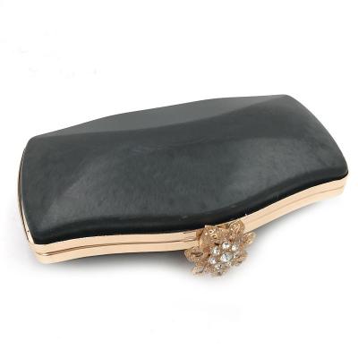 China Beautiful diamond leaf locks decorative purse box clasp iron metal frame with gold for sale