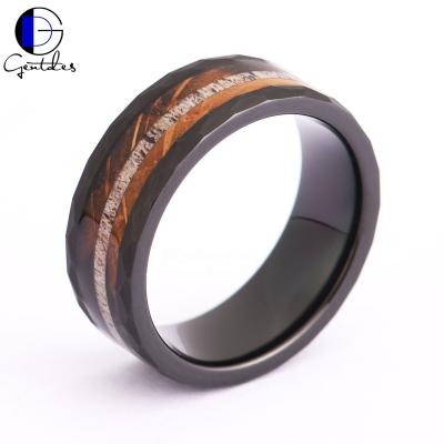 China Tungsten Carbide Ring Inlay Charred Whiskey Barrel Wood and Black Antler Men's Wedding Bands Hammered CLASSIC for sale