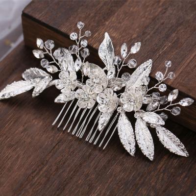 China Vintage Silver Leaf Wedding Bridal Hair Comb Hair Accessories Hair Piece For Women And Girls for sale