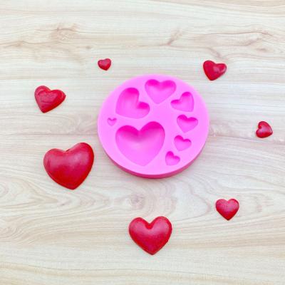 China Viable Baking Chocolate Clay Epoxy Mold Love Heart Valentine's Day Silicone Fondant Mold DIY Cake Decorating Mold for sale