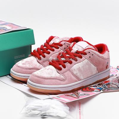 China Original 1:1 quality brand logo SB anti-slip dunk low sneakers pink StrangeLove skateboarding sports shoes fashion zapatillas deportivas for sale