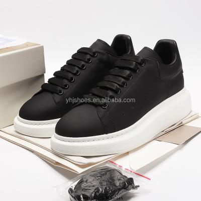 China US8.5 Luxury Brand Rreplica Unique Original 1:1 Thick Good Quality Anti-skid Brand Chunky US9 Platform Casual Sneakers Zapatillas for sale