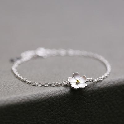 China New High Quality Personality Art 925 Silver Jewelry Female Simple Flower Bracelet For Women for sale