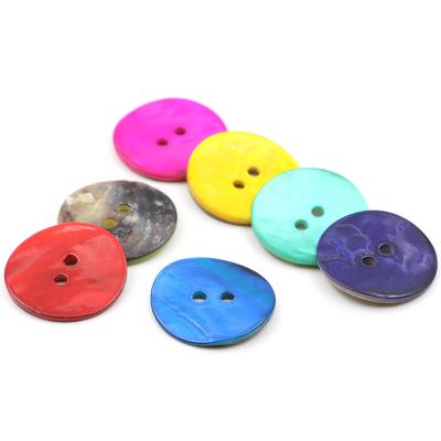 China Viable Wholesale 18L High Quality Colorful Spray Natural Shell Button For Shirts for sale