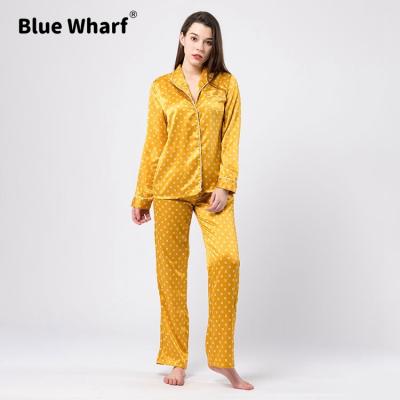 China 2021 New Summer QUICK DRY Silk Pajamas Sleepwear Sets Custom Made Letter Printing Satin Two Pieces For Women for sale