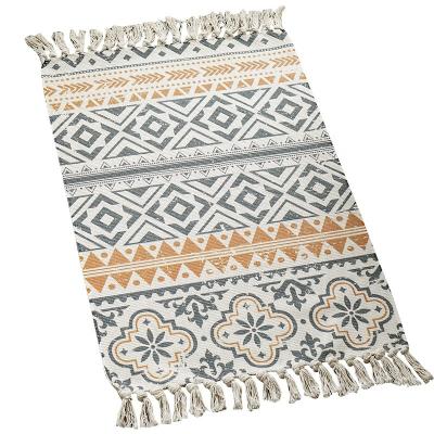 China Anti-bacteria Style Carpet Bohemian Cotton and Retro Floor Mat Bedside Floor Linen Rug for sale