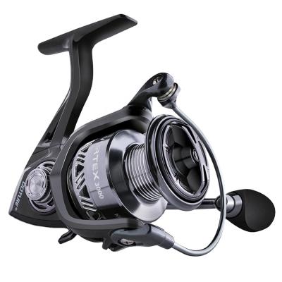 China Goture Straight Carbon Reel Light 221g 6.2:1 Gear Ratio 10 Spinning BB 2000 Series Fishing Spinning Reels for sale